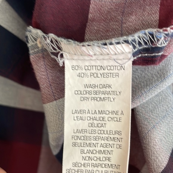 Van Heusen Classic fit Plaid Button Shirt - Picture 5 of 5